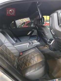 بي ام دبليو الفئة 7